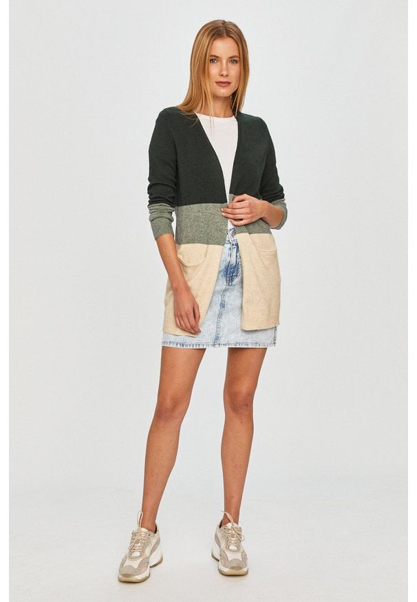 only - Only - Sweter. Kolor: zielony. Materiał: materiał, dzianina. Wzór: gładki