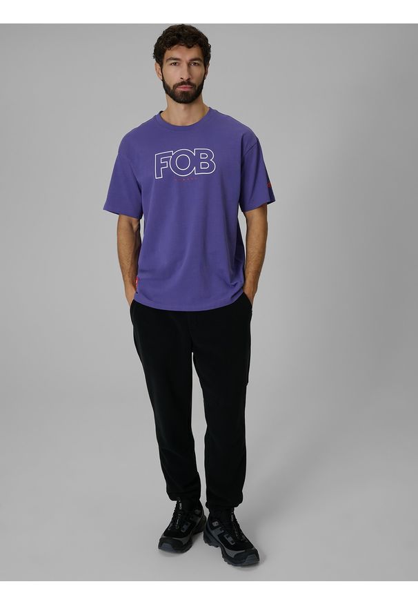 4f - 4F T-shirt loose z nadrukiem męski - fioletowy M. Okazja: na co dzień. Kolor: fioletowy. Materiał: materiał. Wzór: nadruk. Styl: casual, klasyczny