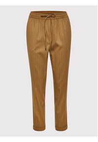 Kaffe Spodnie materiałowe Ebona 10506868 Brązowy Regular Fit. Kolor: brązowy. Materiał: materiał, syntetyk