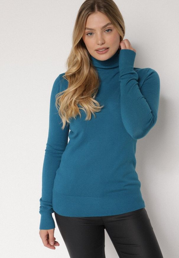 Born2be - Niebieski Golf Sweter z Wiskozą i Kaszmirem Zailaya. Okazja: na co dzień. Typ kołnierza: golf. Kolor: niebieski. Materiał: wiskoza, kaszmir. Styl: casual