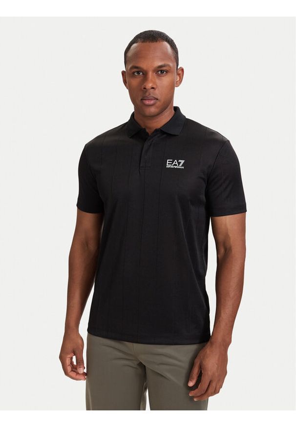 EA7 Emporio Armani Polo 7M002477 AF22277 UC001 Czarny Regular Fit. Typ kołnierza: polo. Kolor: czarny. Materiał: syntetyk