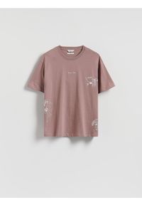 Reserved - T-shirt boxy z nadrukiem - różowy. Kolor: różowy. Materiał: bawełna, dzianina. Wzór: nadruk