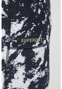 Superdry legginsy damskie kolor czarny wzorzyste. Kolor: czarny. Materiał: skóra #4