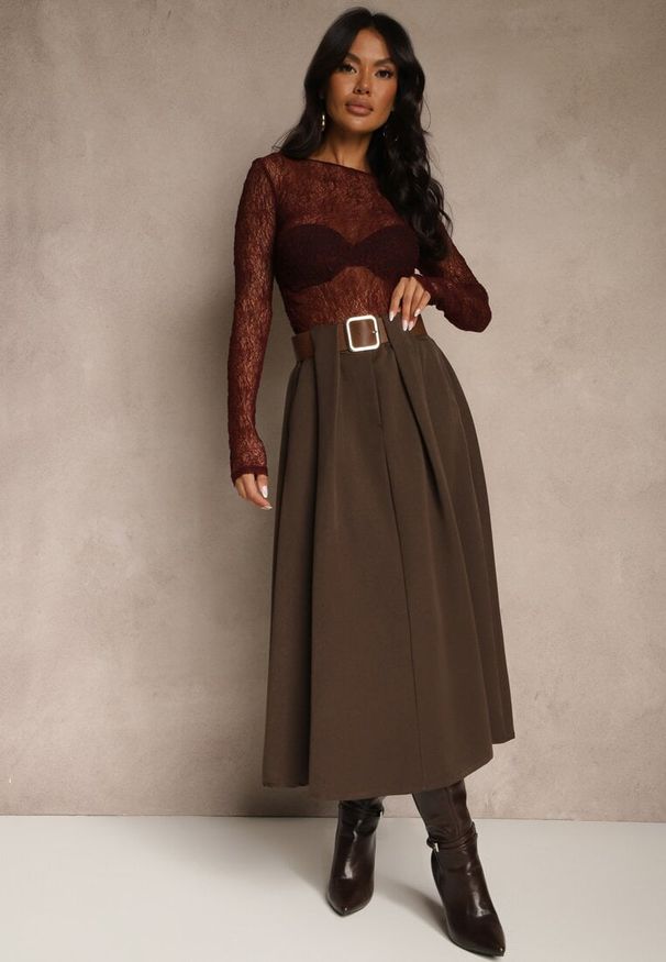 Renee - Brązowa Spódnica z Wiskozą o Rozkloszowanym Kroju z Paskiem z Klamrą Tiavela. Okazja: na co dzień. Kolor: brązowy. Materiał: wiskoza. Styl: elegancki, casual
