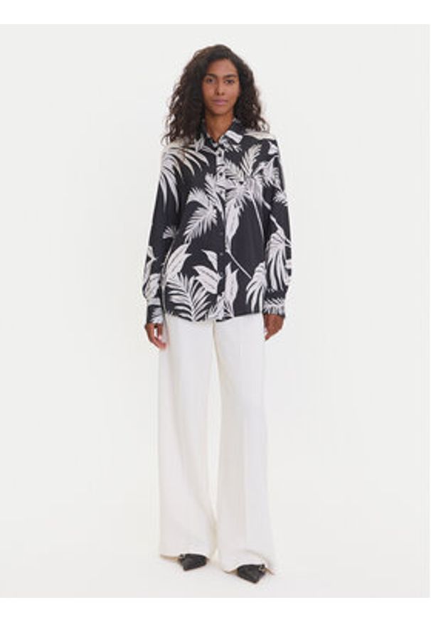 Guess Koszula W5YH03 WF1T2 Czarny Regular Fit. Kolor: czarny. Materiał: syntetyk