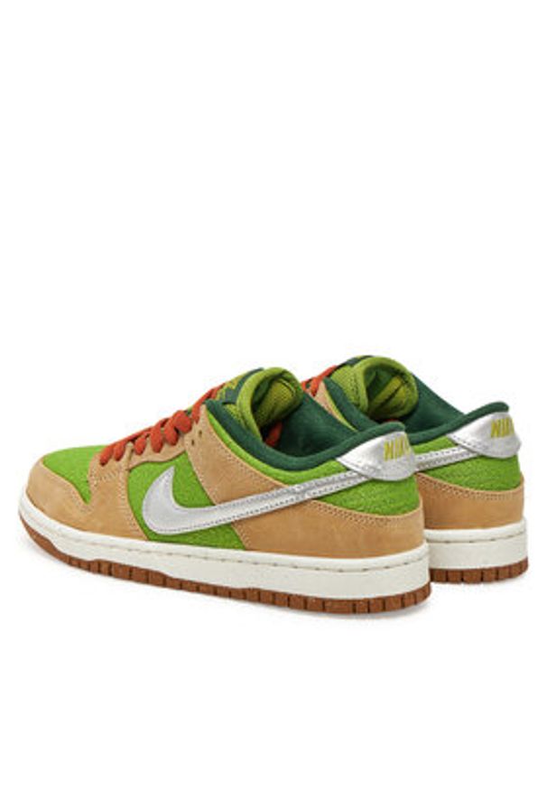 Nike Sneakersy FQ7585 200 Brązowy. Kolor: brązowy. Materiał: materiał