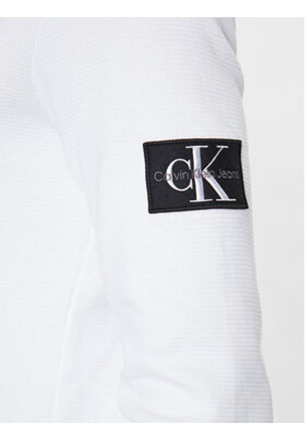 Calvin Klein Jeans Bluza J30J323485 Biały Regular Fit. Kolor: biały. Materiał: bawełna
