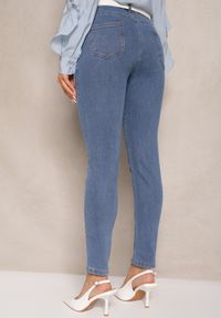 Renee - Niebieskie Jeansy z Bawełną High Waist Hreadia. Okazja: na co dzień. Stan: podwyższony. Kolor: niebieski. Styl: casual #3