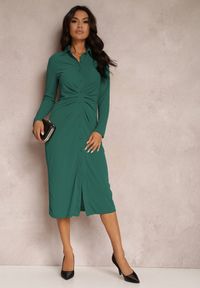 Renee - Ciemnozielona Sukienka Koszulowa z Marszczeniem Zegera. Kolor: zielony. Materiał: tkanina. Wzór: jednolity, gładki, aplikacja. Typ sukienki: koszulowe. Styl: elegancki. Długość: midi