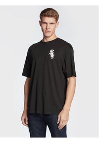 New Era T-Shirt Chicago White Sox League Essential 60284724 Czarny Relaxed Fit. Kolor: czarny. Materiał: bawełna