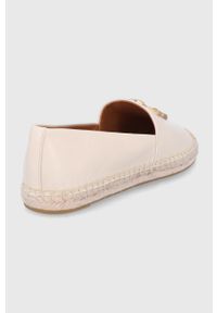 Tory Burch espadryle skórzane Eleanor 86567-122 kolor beżowy. Nosek buta: okrągły. Kolor: beżowy. Materiał: skóra. Wzór: gładki. Obcas: na obcasie. Wysokość obcasa: niski #5