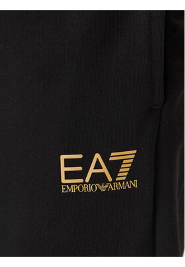 EA7 Emporio Armani Spodnie dresowe 8NPP65 PJVRZ MC004 Czarny Regular Fit. Kolor: czarny. Materiał: bawełna
