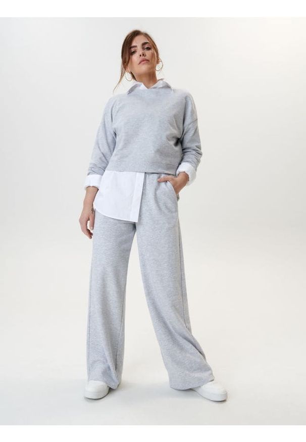 Sinsay - Bluza oversize ze ściągaczami - szary. Kolor: szary. Długość: krótkie
