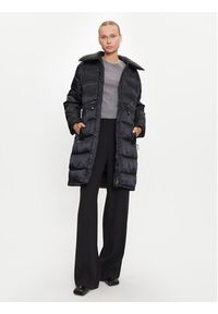 Calvin Klein Płaszcz zimowy K20K207728 Czarny Slim Fit. Kolor: czarny. Materiał: syntetyk. Sezon: zima