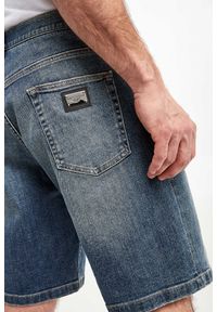Dolce & Gabbana - Spodenki jeansowe męskie DOLCE & GABBANA. Materiał: jeans