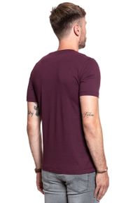 Mustang - MUSTANG T SHIRT Alex C Print WINETASTING 1008654 8355. Wzór: nadruk #5
