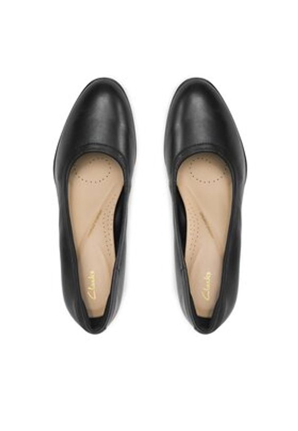 Clarks Czółenka Freva 55 Court 261709644 Czarny. Kolor: czarny. Materiał: skóra