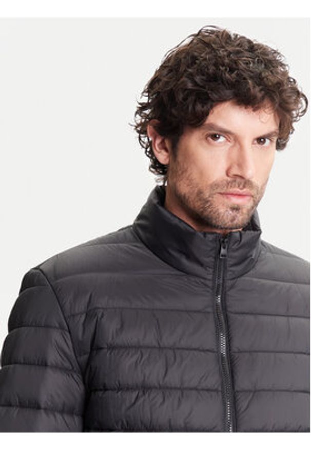 Hugo - HUGO Kurtka przejściowa 50544999 Czarny Regular Fit. Kolor: czarny. Materiał: syntetyk