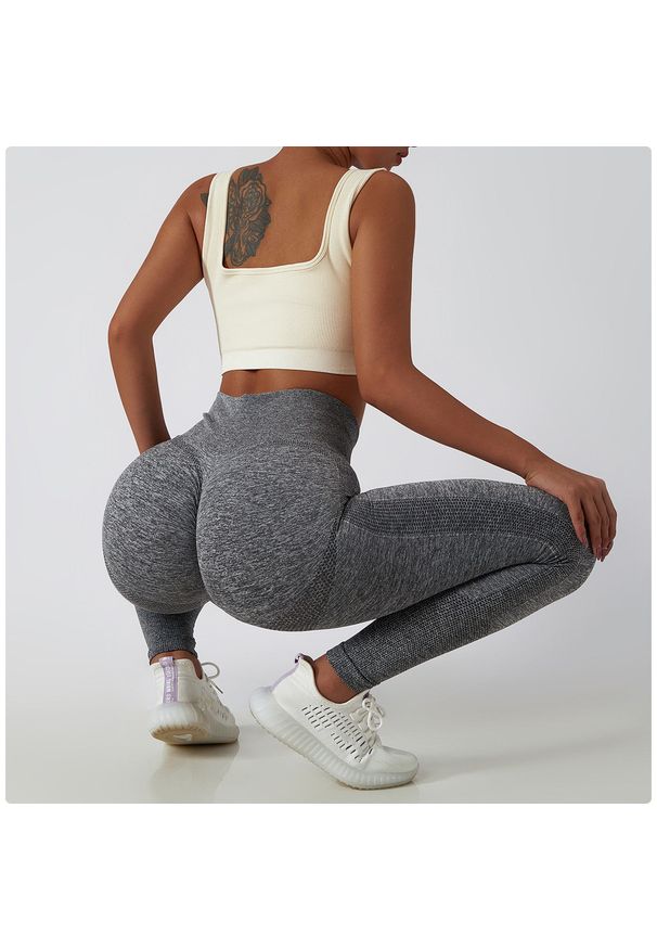 Intica - Legginsy treningowe modelujące sylwetkę z wysokim stanem Gulli. Stan: podwyższony. Kolor: różowy. Materiał: tkanina. Sport: fitness