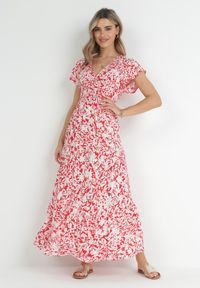 Born2be - Czerwona Rozkloszowana Sukienka Maxi z Wiskozy z Gumkami w Pasie z Guzikami Deninie. Kolor: czerwony. Materiał: wiskoza. Długość rękawa: krótki rękaw. Wzór: nadruk. Długość: maxi #1