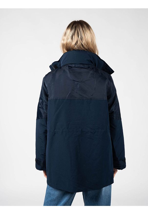 Pepe Jeans Kurtka "Frida" | PL402016 | Frida | Kobieta | Granatowy. Okazja: na co dzień. Typ kołnierza: kołnierzyk stójkowy. Kolor: niebieski. Materiał: poliester. Wzór: aplikacja. Styl: casual