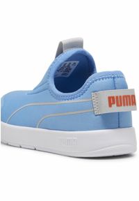 Puma - Buty do chodzenia dla dzieci Courtflex v3 Slip On PUMA Peach Smoothie. Zapięcie: bez zapięcia. Kolor: wielokolorowy, niebieski, szary. Sport: turystyka piesza