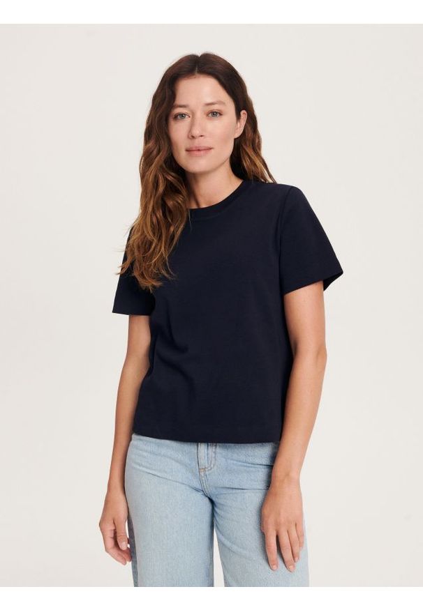 Reserved - T-shirt boxy - granatowy. Kolor: niebieski. Materiał: dzianina, bawełna