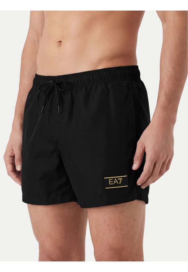 EA7 Emporio Armani Szorty kąpielowe 7M001713 AF21248 UC001 Czarny Regular Fit. Kolor: czarny. Materiał: syntetyk