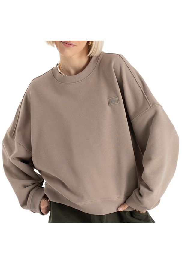 Bluza Alpha Industries Essentials RL Sweater WMN 146030679 - beżowa. Typ kołnierza: bez kaptura. Kolor: beżowy. Materiał: bawełna, poliester, tkanina. Styl: klasyczny, sportowy