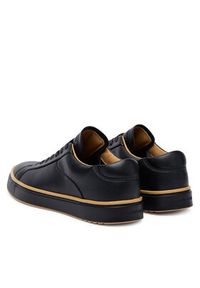 Emporio Armani Sneakersy EM003081 AF18228 UC001 Czarny. Kolor: czarny. Materiał: skóra