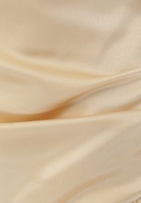 Renee - Żółta Asymetryczna Sukienka z Satyny z Odkrytymi Plecami i Falbaną Ocera. Okazja: na ślub cywilny, na imprezę, na wesele. Kolor: żółty. Materiał: satyna. Typ sukienki: asymetryczne #6