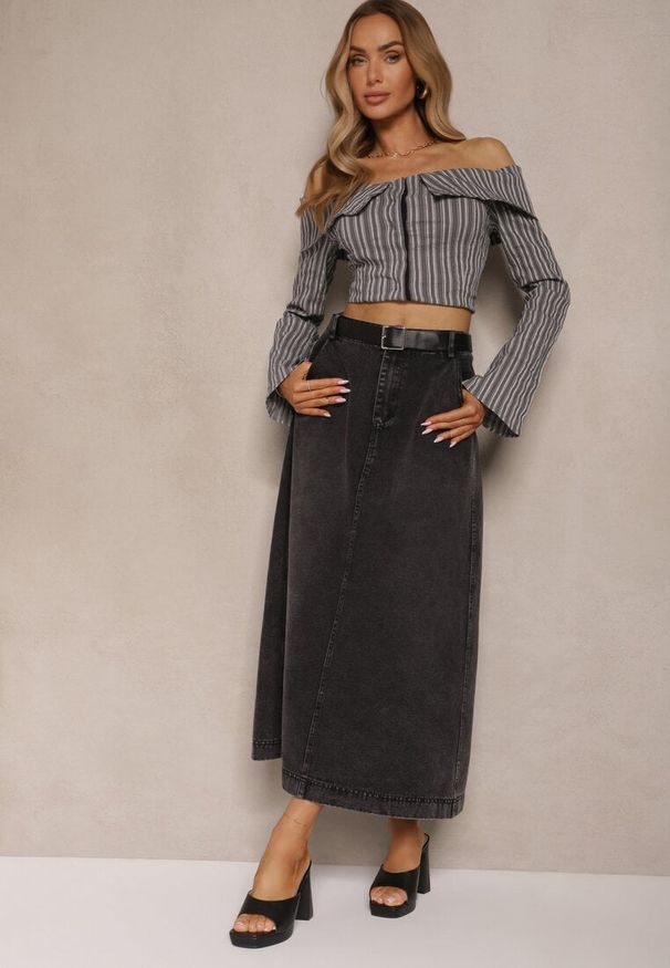 Renee - Czarna Jeansowa Spódnica Maxi o Rozkloszowanym Kroju z Paskiem Teviva. Kolor: czarny. Materiał: jeans. Sezon: lato, wiosna