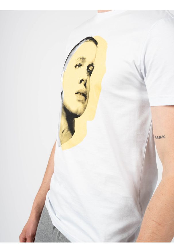 Antony Morato T-shirt | MMKS02166-FA100144 | Mężczyzna | Biały. Okazja: na co dzień. Kolor: biały. Materiał: bawełna. Wzór: aplikacja, nadruk. Styl: casual