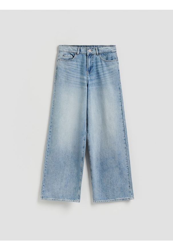 Reserved - Jeansy baggy - niebieski. Kolor: niebieski
