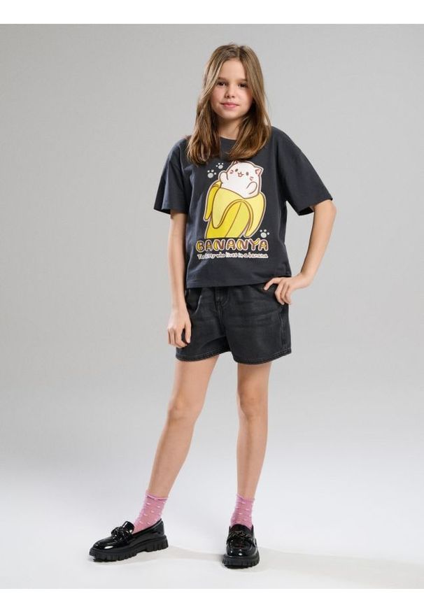 Sinsay - Bawełniana koszulka z nadrukiem Bananya - szary. Kolor: szary. Materiał: bawełna. Wzór: nadruk