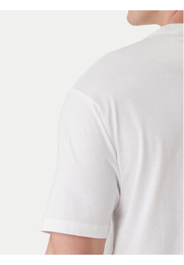 Karl Lagerfeld - KARL LAGERFELD T-Shirt 755170 562251 Biały Loose Fit. Typ kołnierza: dekolt w karo. Kolor: biały. Materiał: bawełna