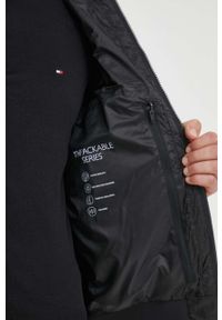 TOMMY HILFIGER - Tommy Hilfiger kurtka bomber męski kolor czarny przejściowa. Kolor: czarny. Materiał: poliester #3