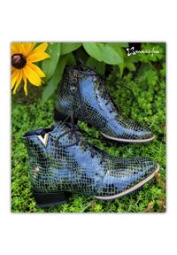 Zielone Botki Maciejka Damskie Stylowe Obuwie Skórzane. Okazja: na co dzień. Zapięcie: sznurówki. Kolor: zielony. Materiał: skóra. Obcas: na obcasie. Styl: elegancki. Wysokość obcasa: średni #8