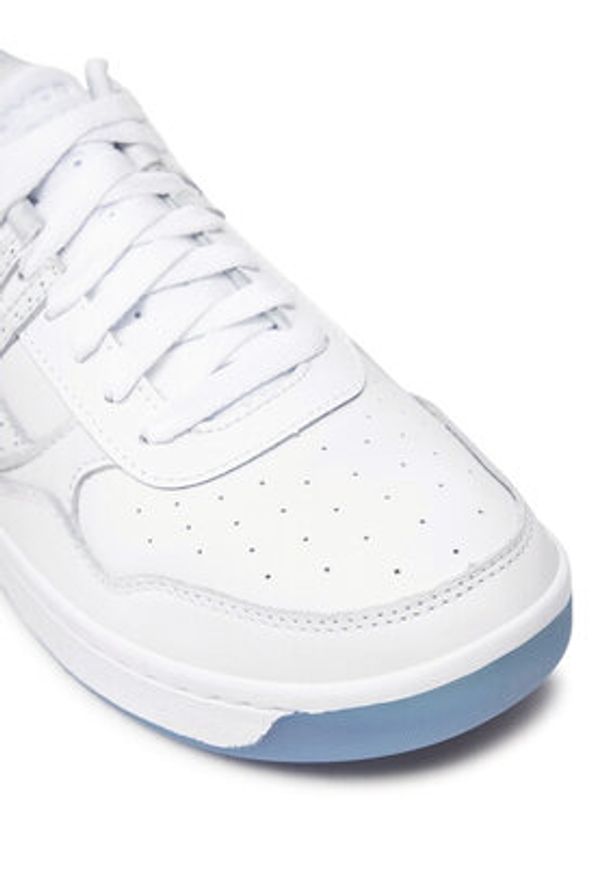 Under Armour Sneakersy UA Court 96 3028633 Biały. Kolor: biały. Materiał: skóra