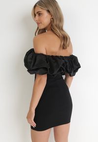 Born2be - Czarna Sukienka Dopasowana z Falbanami Acore. Okazja: na imprezę. Kolor: czarny. Styl: elegancki #4