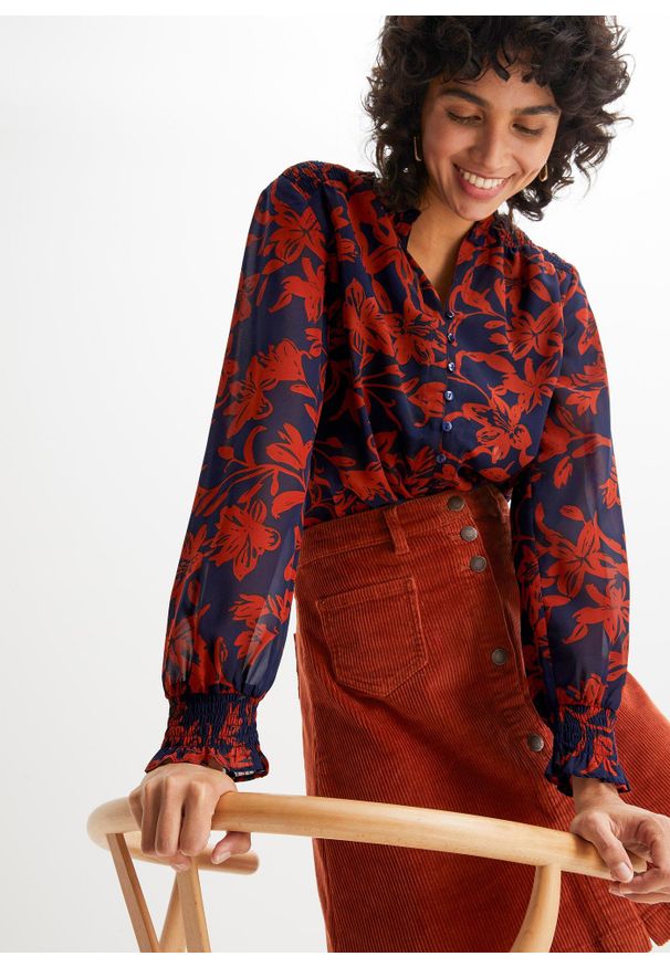 bonprix - Bluzka z szyfonu z marszczonymi detalami. Typ kołnierza: kołnierzyk stójkowy. Kolor: niebieski. Materiał: szyfon