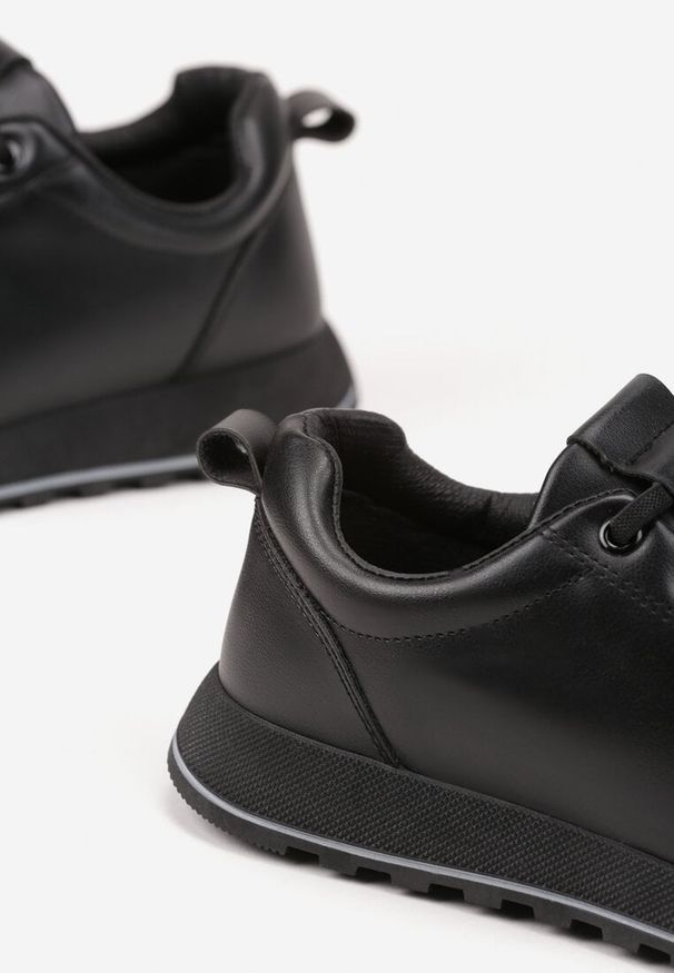Born2be - Czarne Klasyczne Sneakersy Palentie. Okazja: na co dzień. Kolor: czarny. Materiał: skóra, jeans