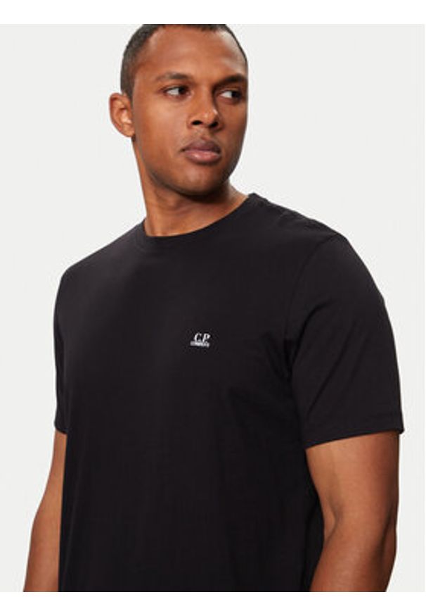 C.P. Company T-Shirt RCCMTS725A005100W Czarny Regular Fit. Kolor: czarny. Materiał: bawełna