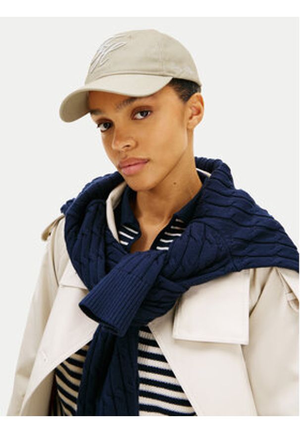 TOMMY HILFIGER - Tommy Hilfiger Czapka z daszkiem Logo Embroidery Baseball Cap AW0AW18338 Beżowy. Kolor: beżowy. Materiał: bawełna
