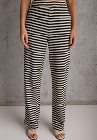 Renee - Beżowo-Czarny Komplet z Dzianiny w Paski z Bawełną Bluzka z Krótkim Rękawem i Spodnie Akiseithe. Kolor: beżowy. Materiał: bawełna, dzianina. Wzór: paski #8