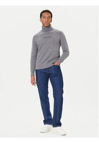 Guess Jeans Golf M5BR58 Z0561 Szary Regular Fit. Typ kołnierza: golf. Kolor: szary. Materiał: bawełna #4