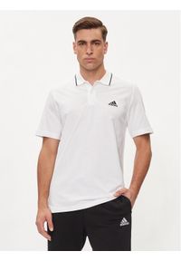 Adidas - adidas Polo Essentials Piqué Small Logo Polo Shirt IC9315 Biały Regular Fit. Typ kołnierza: polo. Kolor: biały. Materiał: bawełna #1
