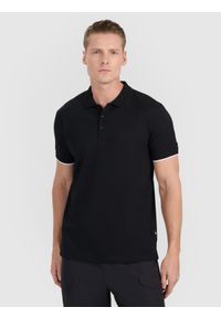 4f - 4F Koszulka polo regular męska - czarna M. Okazja: na co dzień. Typ kołnierza: polo. Kolor: czarny. Materiał: bawełna, wiskoza, dzianina, materiał, syntetyk. Wzór: ze splotem. Styl: casual, sportowy, klasyczny #1
