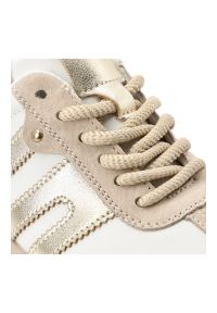 Sneakersy damskie Filippo, cholewka ze skóry naturalnej klasyczne sznurowanie na podwyższonej podeszwie, beżowe, DP7514/26. Zapięcie: sznurówki. Kolor: biały. Materiał: skóra. Szerokość cholewki: normalna #5