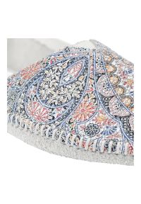 Baleriny damskie Maciejka, cholewka ze skóry naturalnej gładkiej z przodu panel tekstylny z dekoracyjnym wzorem wsuwany fason widoczne przeszycia wok. Okazja: na co dzień. Kolor: biały. Materiał: skóra. Szerokość cholewki: normalna. Wzór: gładki. Sezon: wiosna, lato. Styl: casual, elegancki #7